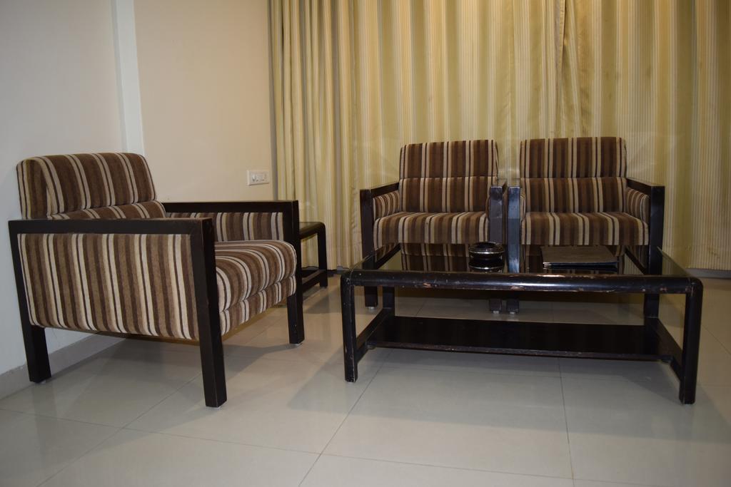 Jai Residency Hotel Gāndhīdhām Værelse billede